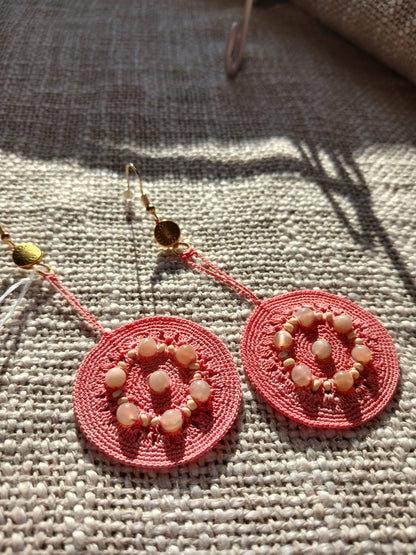 Boucles d'oreilles Crochet Corail – Perles de Pierre de Lune Rose