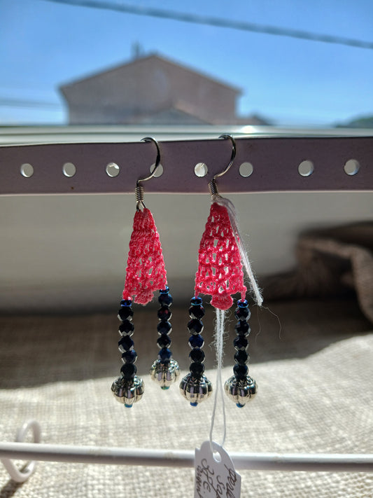 Boucles d'oreilles crochet coton rose soutenu — Saphir facetté — Argent 925
