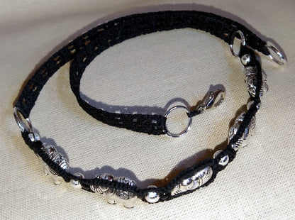 Double bracelet Eva noir perles argentées et éléphants fait main France crochet artisanal