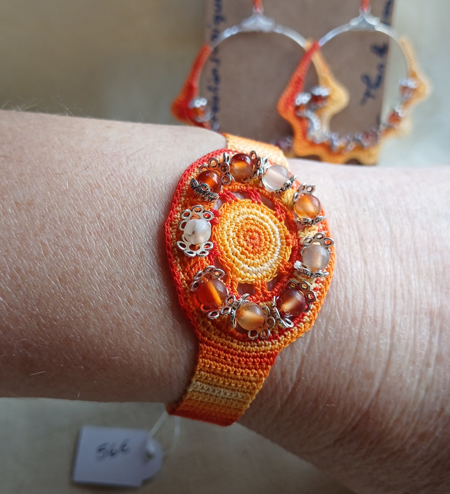 Ensemble Clémentine – Bracelet & Boucles Créoles Dégradé Orange Perles de Coraline