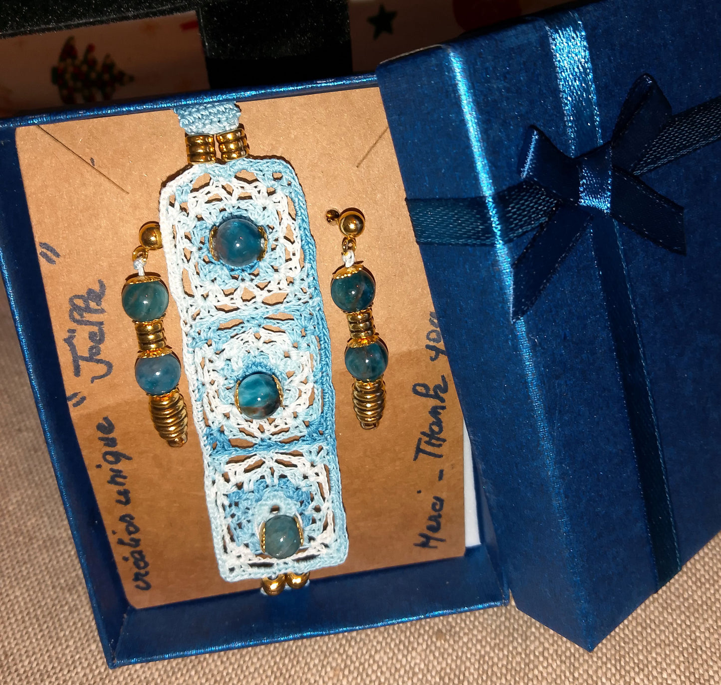 Ensemble bracelet et boucles d'oreilles Manon