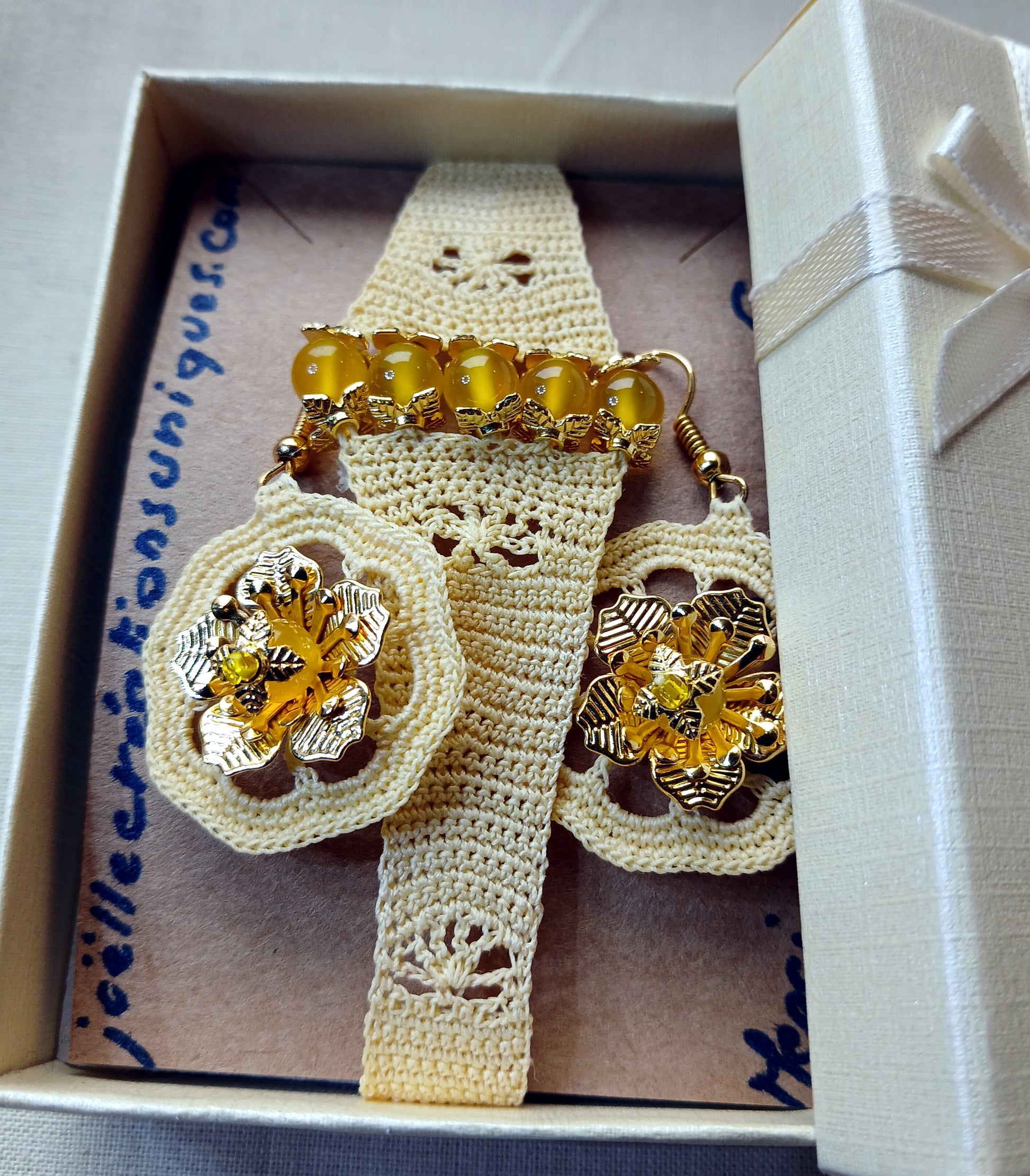 Ensemble Marie bracelet et boucles d'oreilles Jaune Pâle perles agates jaunes fit main France crochet artisanal