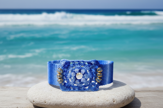 Bracelet dégradé de bleu perles d'aigue-marine sur fond océan