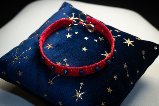 Bracelet rouge perles facétées de saphir fait main France crochet artsanal