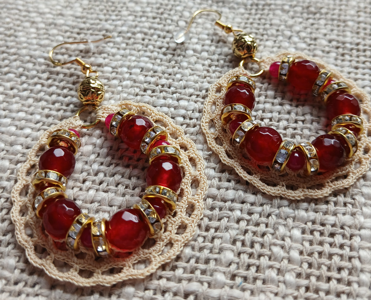 Boucles d'oreilles  Rubis facettés, Rubis ronds & Strass dorés