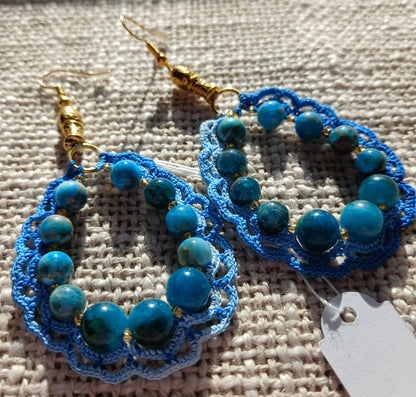 Boucles d'oreilles Crochet Bleu Dégradé – Perles d'Apatite & Doré