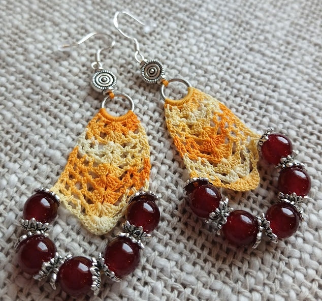 Boucles d'oreilles crochet coton dégradé jaune – Grenat & Argent sterling
