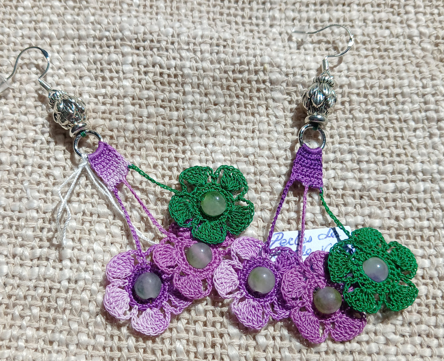 Boucles d'oreilles crochet fleurs bicolore violet & vert — Jade violet — Argent 925