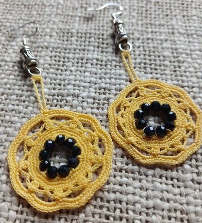 Boucles d'oreilles Pendantes Coton Jaune – Perles de Saphir Facettées & Argent 925