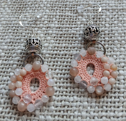Boucles d'oreilles  Pierre de lune rose & fluorine · Coton orangé