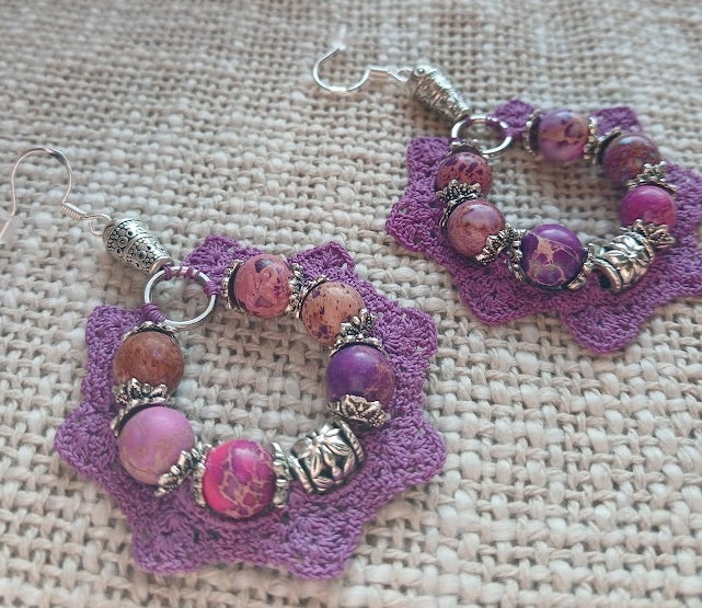 Boucles d'oreilles coton violet & perles de jaspe violet