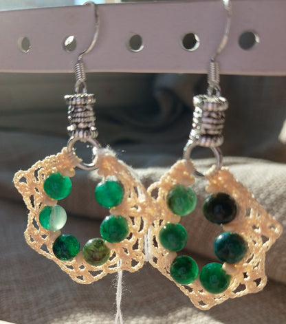 Boucles d'oreilles Crochet Beige – Perles d'Émeraude