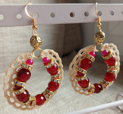 Boucles d'oreilles  Rubis facettés, Rubis ronds & Strass dorés