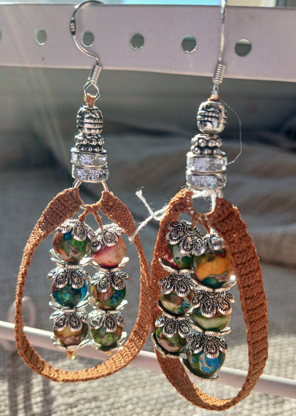 Boucles d'oreilles Crochet Brun Doré – Perles de Jaspe Sea Sediment, Strass & Argent 925