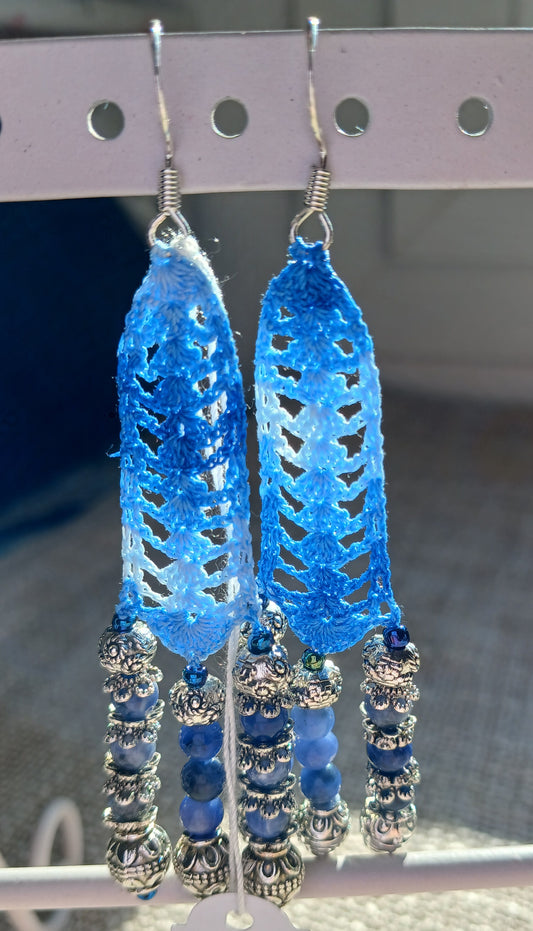 Boucles d'oreilles crochet coton dégradé bleu – Sodalite & Argent 925