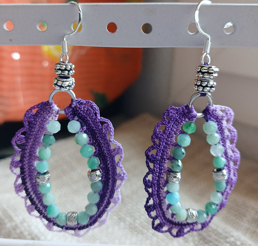 Boucles d'oreilles crochet coton dégradé de violets – Perles d'émeraude facettées & Argent 925