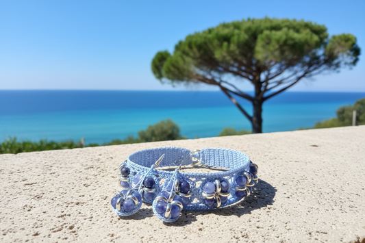 Ensemble bracelet et boucles d'oreilles Aglaé - ciel bleu, océan et pin parasol